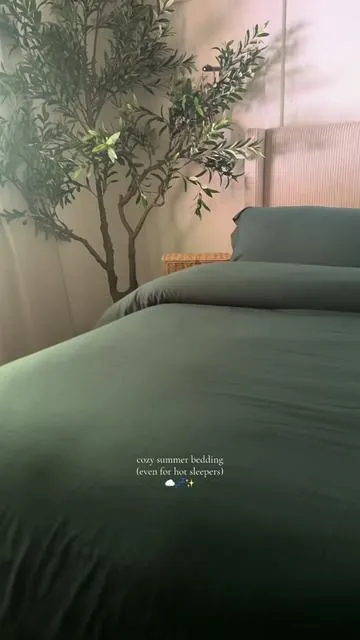 Keep the cozy ADD the cooling ❄️✨💤☁️  #coolingduvet #summervedding #bedding #beddinginspo 