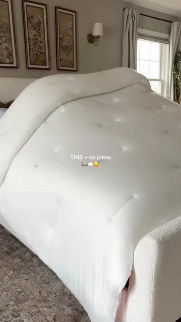Can’t think of a better way to spend the day…can you? 🛏️ Literally the coziest comforter to ever walk the planet ☁️ @Mellow Sleep  #mellowsleep #marshmellowcomforter #bedding #bettersleep #cozybedding 