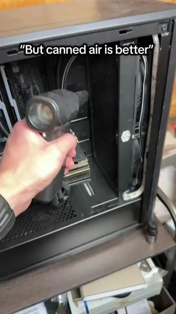 You can’t be serious… This air duster works great. #fanttik #fanttikb10 #airduster #cordlessairduster #electronics 