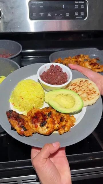Cocinando el almuerzo 🍲 usando mis pailas nuevas antiadherentes.   #sartenes #cooking #parati 