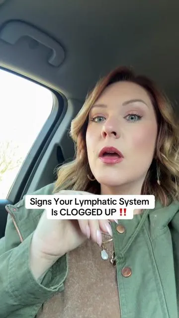 Puffy in the face and in the midsection?! These could be signs your lymphatic system could use some extra support. @Totaria #lymphaticdrainage #naturalwellness #snatched @Totaria Nature  *Results vary 