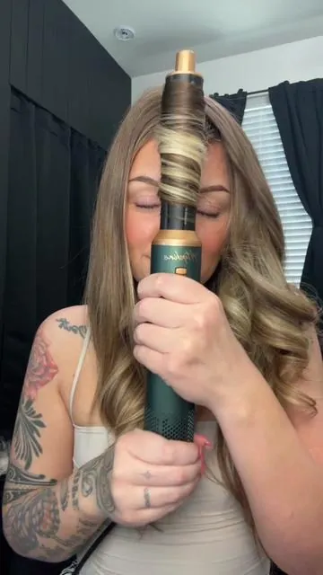I find you affordable air wraps. This is my @ATOPSKINS.US 5 in 1 airstyler and she gets the dang job done honey. #airwrap #airstyler #atopskins #hair #curls 
