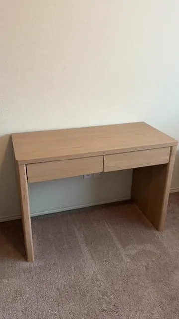 I love it!!🥹 finally have a spot to do my homework hehe  #tiktokshopfinds #desksetup #studentlife #collegelife 