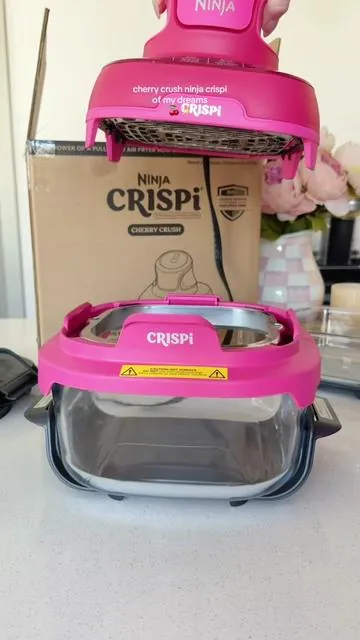 ninja came out with funny colors of their ninja crispy 4-in-1 !!! i got the cherry crush color; it’s literally so stunning 😍 #ninjacrispi #cherrycrush #ninjakitchen #ninjacrispicherrycrush 