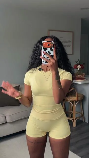 This yellow? This fit? TRIPLE YES ! 🤩 matching set linked 🔗 #tiktokshopfinds #tiktokshop #matchingset #yellow 