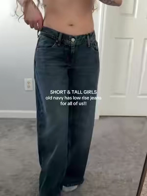 shoutout to @Old Navy for making jeans for all bodies #lowirsejeans #baggyjeans #lowrisebaggyjeans #widelegjeans 