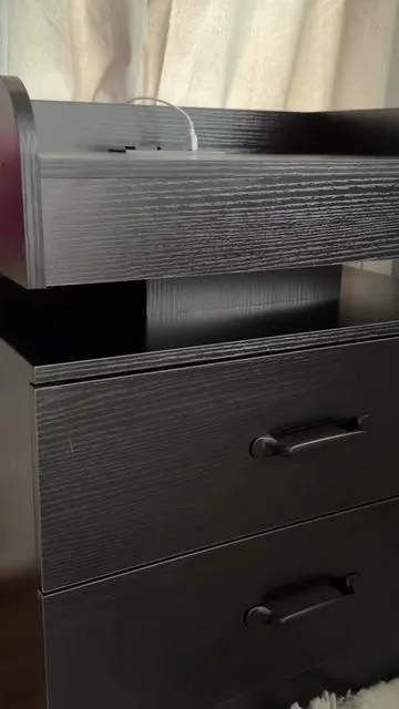 This one looks so good and its got all the charging ports I need #nightstand #bedroomfurniture #bedroom #tiktokshopspringglowup #hombck 