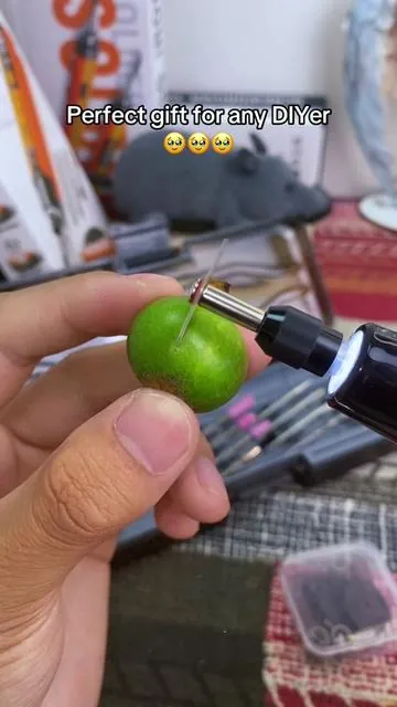 No cords!!! 39 pcs all in one tool!!Perfect for engraving,polishing,sanding,drilling&cutting!!!! #fyp #globalpicks #diyprojects #diycrafts #polishing 