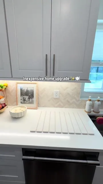 A fantastic alternative to stinky, moldy, bacteria 🦠 filled fabric dishmats.  #homedecor #kitchendecor #kitchenmusthaves #nontoxichome 