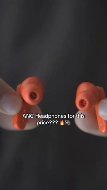 I’m impressed. @Nothing #music #headphones #tiktokmarketplace #tiktokshop #tiktokmademebuyit 