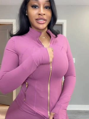This two piece set!!! In this color immediate yes!! #twopieceset 