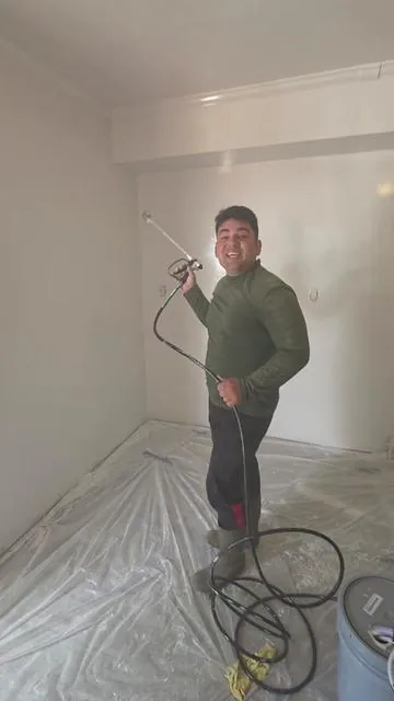 pintar nunca fue tan facil con esta pintadora airless vevor puedes cubrir grandes superficies en menos tiempo y con mejor acabado que un rodillo o brocha #pistoladepintar #pintar #pintadora #vevor #herramientasnecesarias @VEVOR Automotive Store 