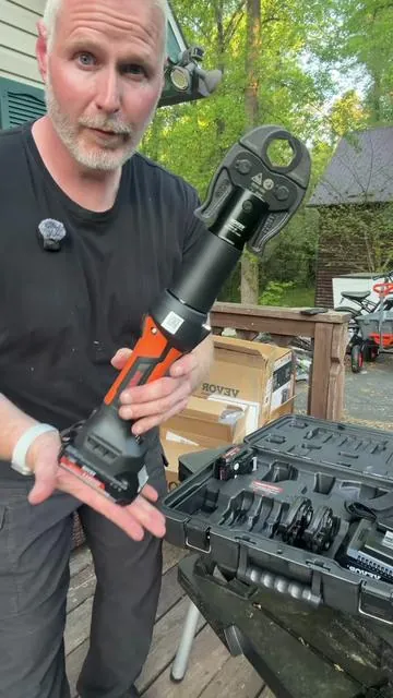 Cordless Pipe Crimping Tool Kit Pro Press Copper Fittings Fast Plumbing Install Power Tool #TikTokshopCreatorPicks #TikTokShopSpringGlowUp #Greenish #PlumbingTools #PipeCrimper @VEVOR Store 