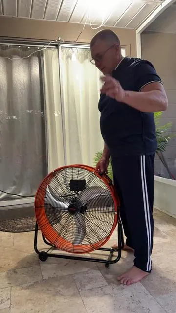 VEVOR Drum Fan, 24 Inch High Velocity Industrial Shop Fan, Heavy Duty Commercial Use 3-Speed 8600CFM, 360°Adjustable Tilting,0-2h Timer Industrial Floor Fan for Warehouse,Workshop,Factory, Basement##ventilador#fan#heavyduty##cooling##freshair