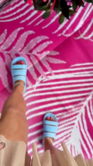 Feel the difference with every step 👣 #comfortablesandals #summersandals #womenssandals #tiktokshopcreatorpicks 