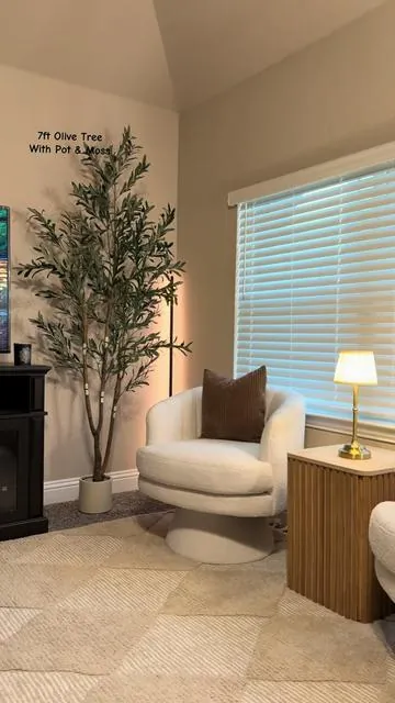 Beautiful artificial olive tree that comes with pot and moss—three different sizes to choose from; link is in the video. @ACORRA shop  #olivetree #olivetreewithpot #tiktokshopcreatorpicks #tiktokshopmothersday #tiktokshopstockup 