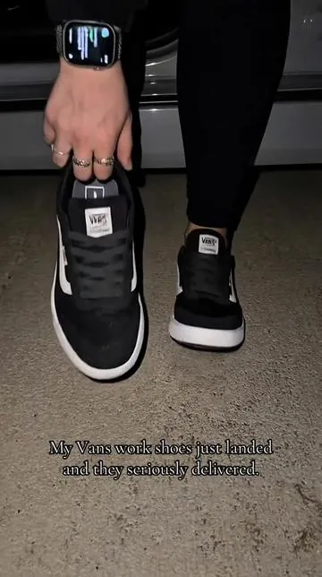#vans #women #fashion #darkaesthetic 