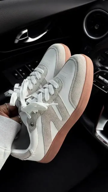 #affordablefashion #affordableshoes #womensshoes #sneakers #womenssneakers 
