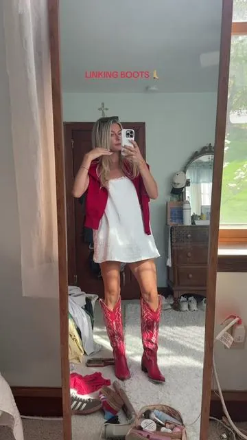 Obsessed w these boots #philly #phillies #phils #outfit @Princess Polly dress