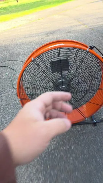 Vevor Drum fan shop fan 24 inch drum fan! 