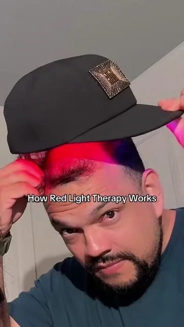 Red light therapy for hair growth? Here’s how it actually works 👀#hairgrowth #hairlosstips #redlighttherapy #haircare #creatorsearchinsights 