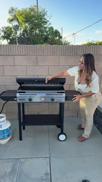 Me encantó que es 2 en 1. Económica, funcional , recistente y llega  el delivery muy rápido además que no me cobraron el delivery. #estufadegas #gasstove #estufasdegas #cocinaenelpatio #patiomakeover 