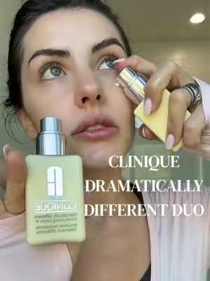 Did you know that Cliniques Dramatically Different lotion has a version with spf 35? This is a perfect duo for day and night hydration, especially if you have dry, sensitive skin💕 @Clinique @Clinique Store #Clinique #dryskin #sensitiveskin #tiktokshoprestock #tiktokshopmothersday 