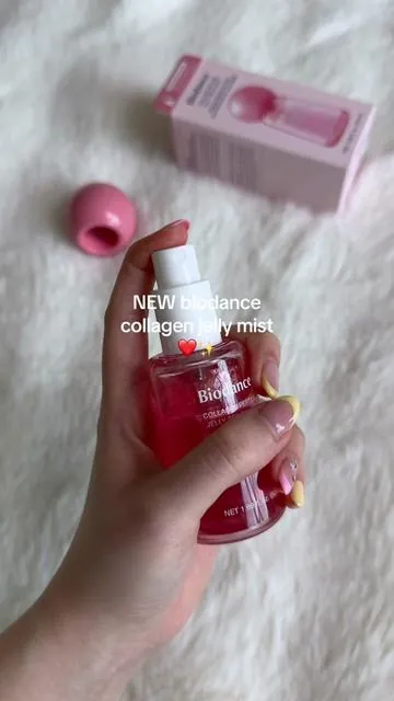 when they turned their masks into a MIST 🥹 biodance collagen jelly serum mist dehydrated dull skin tiktok shop #tiktokshopcreatorpicks #tiktokshopstockup #tiktokshopmothersday #tiktokshopmemorialday #biodance biodance best hydrating face mist plumping anti aging sprayable hydrogel glass skin korean skincare gift ideas for her gifts for mom maehni @Biodance Store US 