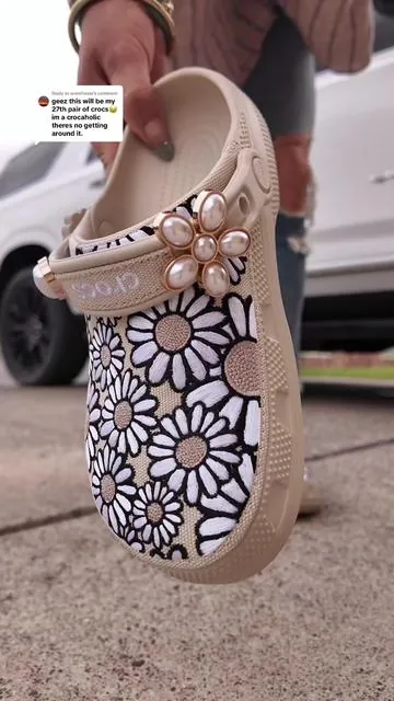 Replying to @anesthesia crocs new Daisy crafted clogs are selling fast! #crocs #crocsdaisy #crocsfloral #floralcrocs #tiktokshopcreatorpicks @Crocs 