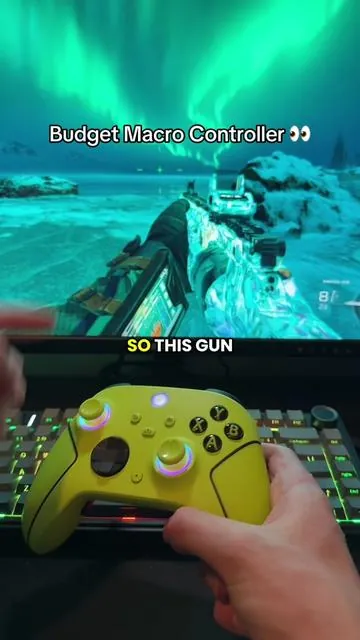 This #controller is elite 👀🔥 #xbox #xboxcontroller #bo7 #pcgaming 