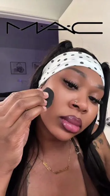 @M·A·C Cosmetics #macstudiofix #macstudiofixpowderplusfoundation #maccosmetics #tiktokshopcreatorpicks #powderfoundation 