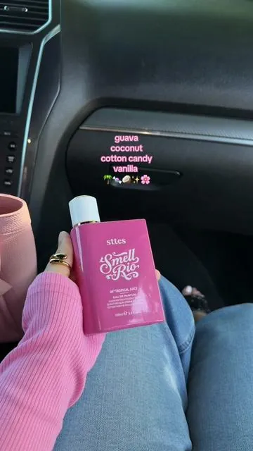 this combo smells yummy! 💖 love this scent for summer time ✨#perfume #giftforher #bodyspray #fragrance 