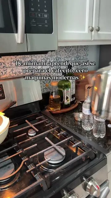 En este perfil abrazamos la simpleza de los detalles 🧚🏻‍♂️ #cafecito #cafedeolla #sahmlife #sahmtok #elitegourmet 