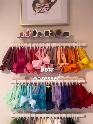 Never too many bows 🤭🎀 #bowcollection #moñosparaniñas #moños #girlmomlife #girlythings 