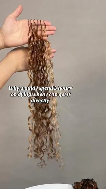 Perfect for the lazy girls like me🤭🤭#miracleknots #iseehairbeauty #burmesecurly #crochethair #highlightcolor 