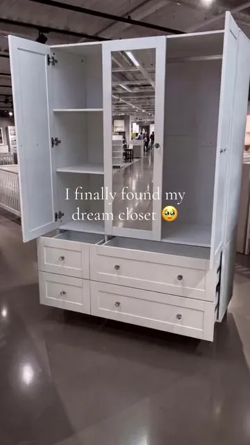 I finally found my dream closet 🥹🥹#closet #wardrobe #tiktokmothersday #tiktokshopstockup #closettour 