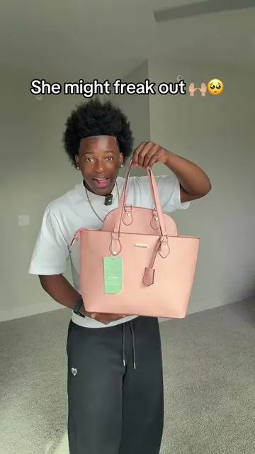 That’s a lot of bags #purse #totebag #purses #tiktokshopmothersday 