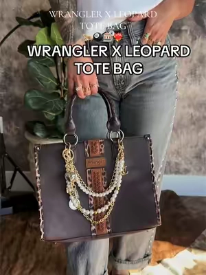 Whoever is designing @Wrangler bags, go ahead & give them a damn raise ❤️‍🔥😮‍💨 @Rustic Charm Bootic 