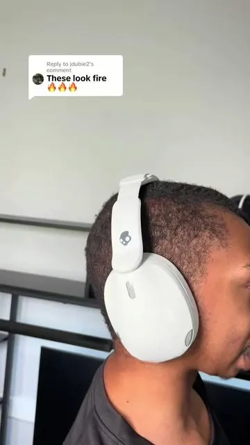 Replying to @jdubie2 I completely agree these are fire especially for all they do! #skullcandy #headphones #gamingheadphones #skullcandyhesh540anc #wirelessheadphones 