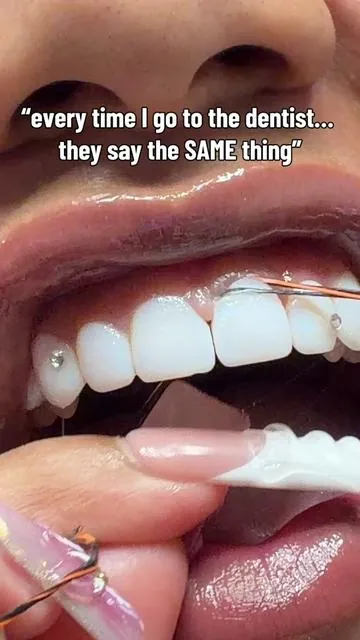 so I really thought I was flossing right this whole time… 😭 #oralcare #dentalhygiene #floss #nobs #teethcare 