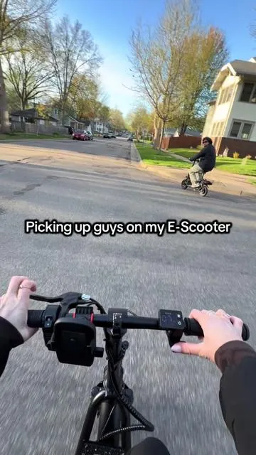 I should have looked on here before I bought mine 😡 #MEGAWHEELS #megawheelsus #scooter #electricscooter #outdoor