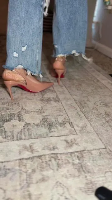 Step into spring & summer in style 🌸✨ These chic slingback heels feature a comfy kitten heel and a bold red sole—perfect for elevating any outfit without breaking the bank. A must-have wardrobe essential! #AffordableLuxury #SpringStyle #SummerShoes #KittenHeels #RedSoleVibes    