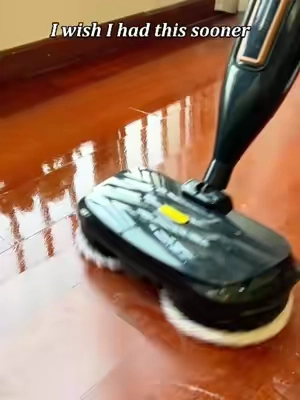 This is a high-temperature steam mop that can quickly polish your floors and kill bacteria. It's truly a great helper for household cleaning! #tiktokshopmothersday #mop #mothersday #tiktokshopstockup #steammop