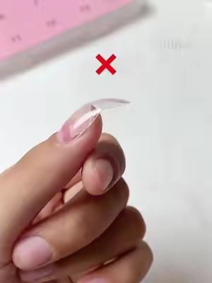 She’s the basic essential that makes every DIY set look pro. 💅😌💎#Summervibes #diynailsathome #easynails #pressonnails #fypage 