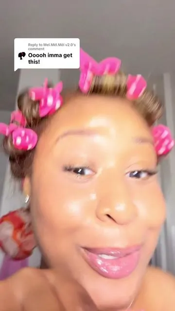 Replying to @Mel.Mël.Mèl v2.0 These heatless curls come out SO good 😍 wait till you see the results #heatlesscurls #overnightcurls #silkpress #straightnatural #naturalhair 