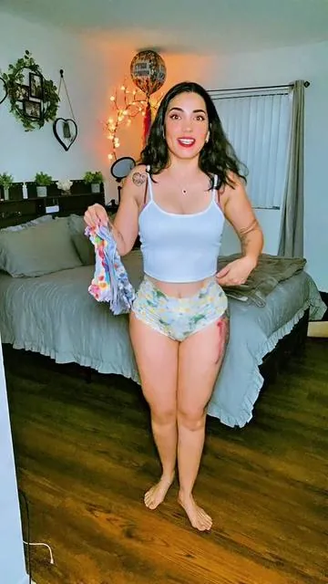 I Women's High-Waisted Underwear Set, 7-Pack Seamless Ice Silk Wave-Edge Design, Casual Scallop Trim Panties for All-Season Floral Print Panty #tiktokshopcreatorpicks #ticktockshopsquadup #tiktokshopmothersday #tiktokmademebuyit #Summervibes 