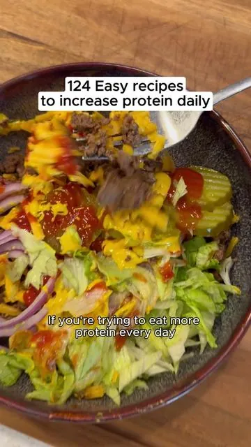 124 Easy recipes to increase protein daily  If you keep running out of ideas… this fixes it.  Meals already planned, already structured.  That’s what makes it easier to stay consistent.  Inside the High Protein Cookbook:  • 124+ recipes  • Meal prep ideas  • Grocery lists  • Simple structure  👉 Grab it in TikTok Shop!  #highprotein #mealprep #easyrecipes #cookbook #fyp