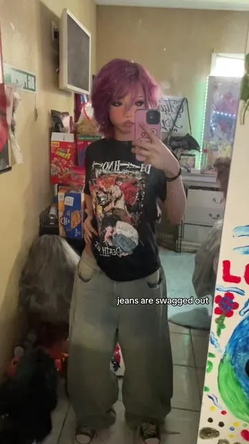 oh heck yeah boy #fyp #fashion #fashiontiktok #2000s #jeans 
