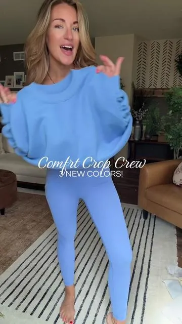 I’m 5’8 wearing a medium 💙 @Comfrt #comfrt #crewneck #sweatshirt 