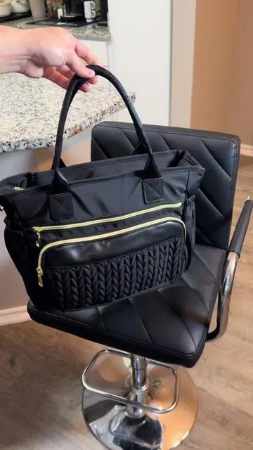 Estos bolsos térmicos están hermosos y disponibles en diferentes colores ✨ #tiktokshop#tiktokshopcreatorpicks#lonchera#fyp#parati 